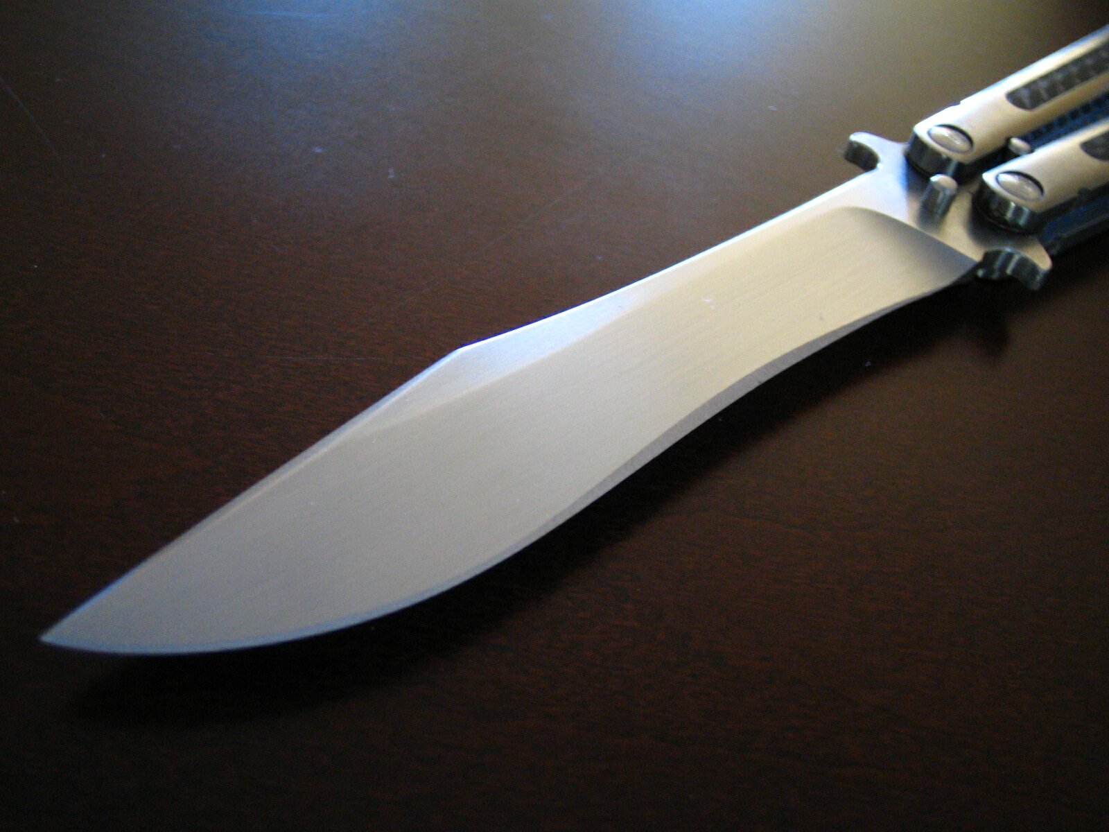 Image de salon-couteau.com couteau, épée, lames en tout genre 4808228,